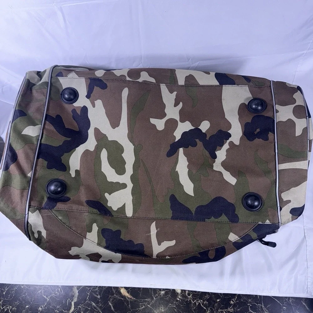 Vintage Y2k REEBOK Camo Nylon Duffle Gym Carry-On Luggage Bag Black Green
